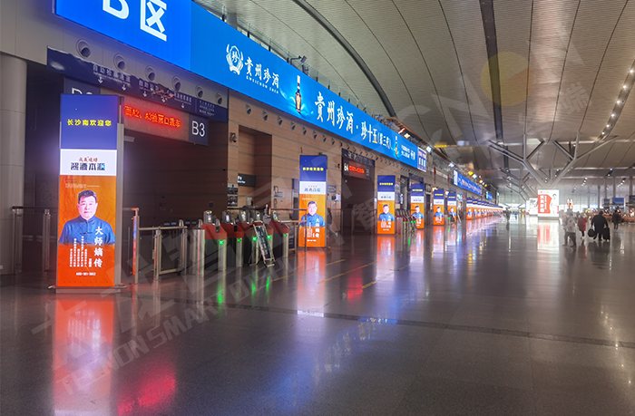 LED廣告機,戶外LED廣告機 LED廣告機,戶外LED廣告機