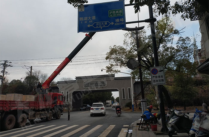 led燈桿屏|智慧燈桿屏|led廣告機(jī)|智慧路燈屏|戶外LED廣告機(jī)|燈桿屏|智慧燈桿|智慧路燈