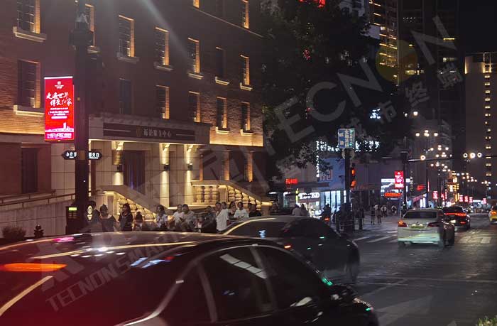 led燈桿屏|智慧燈桿屏|led廣告機(jī)|智慧路燈屏|戶外LED廣告機(jī)|燈桿屏|智慧燈桿|智慧路燈